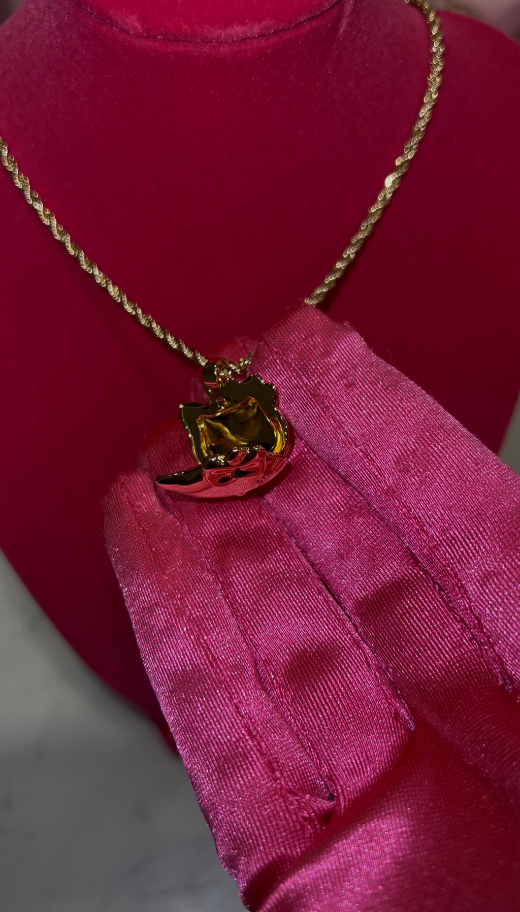 Kitty Locket