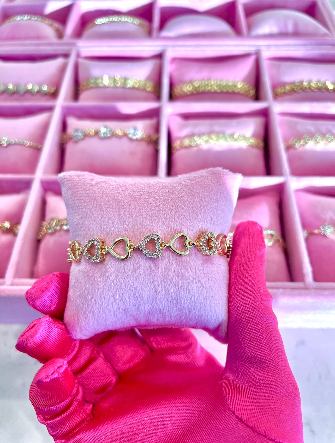 Blushing Heart - Heart Bracelet